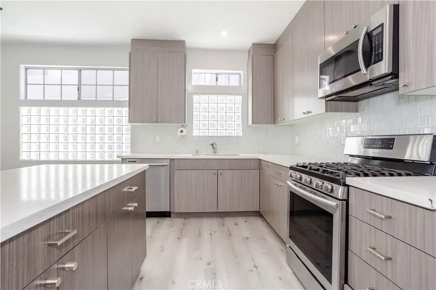 18347 Saticoy #28, Reseda, CA 91335 - #2