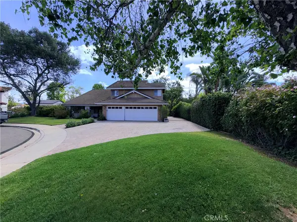 984 Oakmont Court, Simi Valley, CA 93065