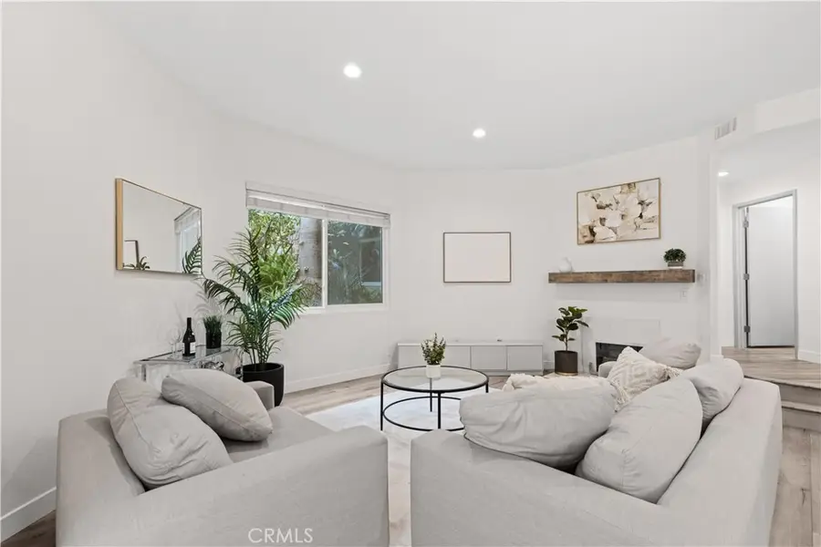 11949 Goshen Avenue #110, Los Angeles, CA 90049 - #2