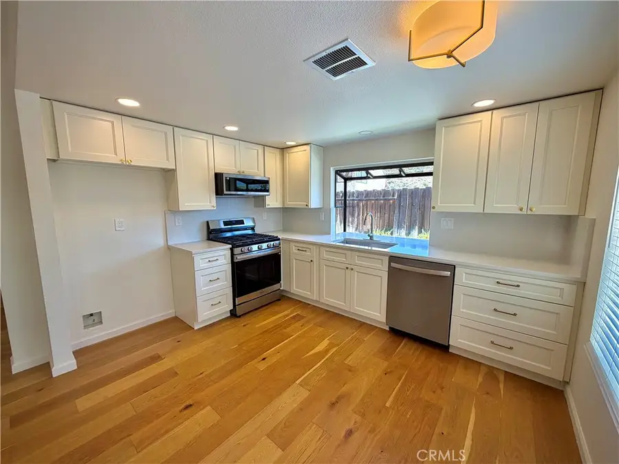 29335 Marilyn, Canyon Country, CA 91387 - #3