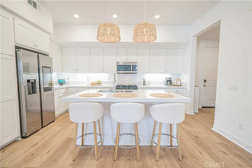 27212 Diamond Peak Lane #203, Valencia, CA 91381 - #1