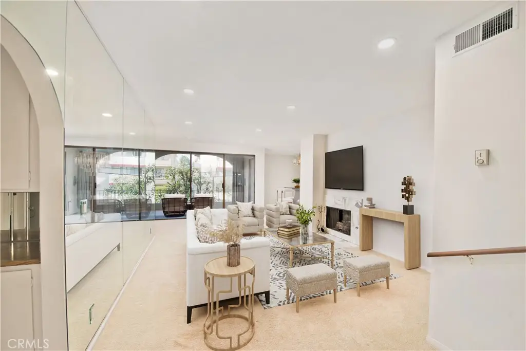 5340 Yarmouth #205, Encino, CA 91316 - #1