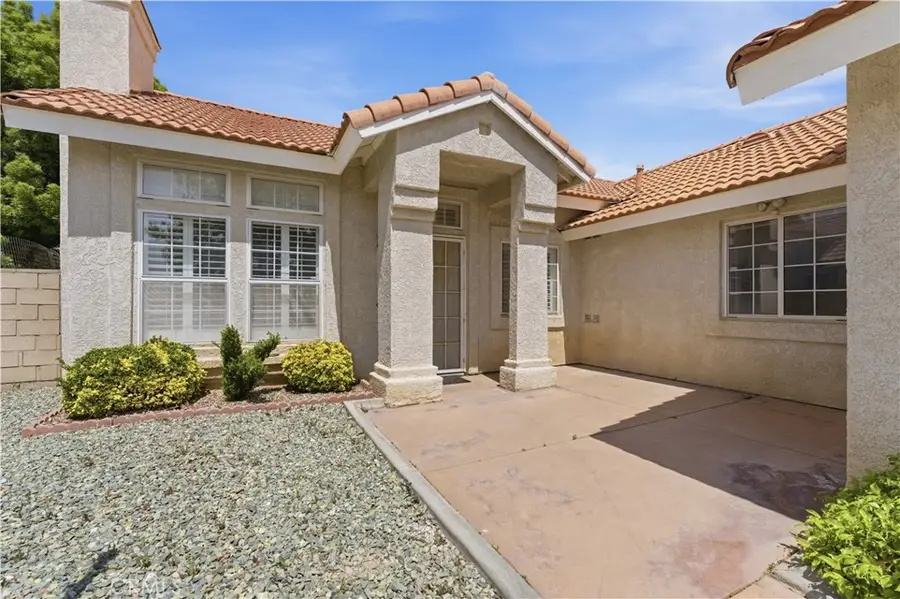 3723 W Avenue J4, Lancaster, CA 93536 - #2
