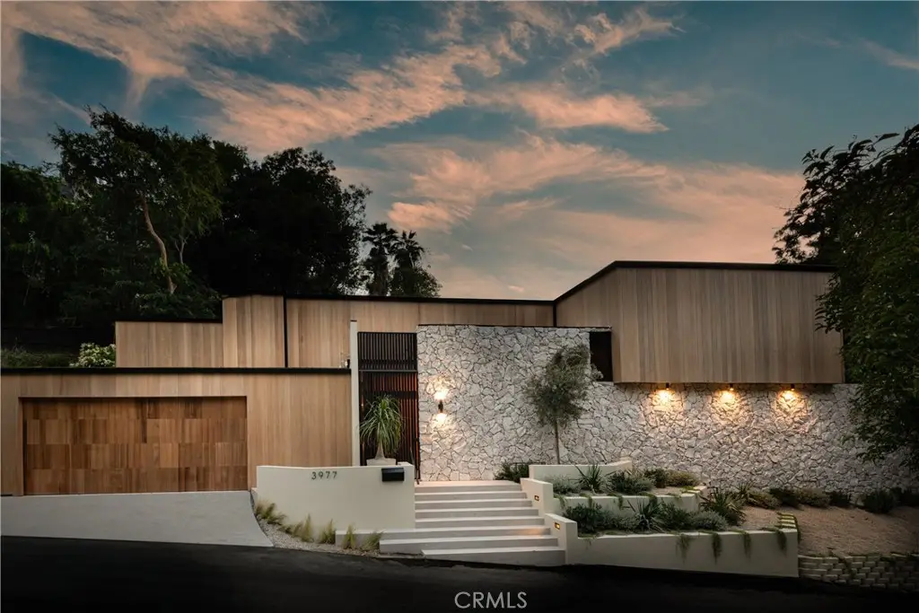 3977 Oeste Avenue, Studio City, CA 91604 - #1