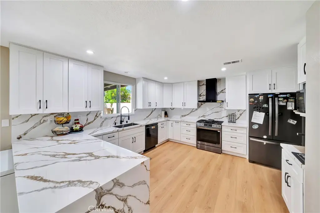 45441 Pickford, Lancaster, CA 93534 - #1