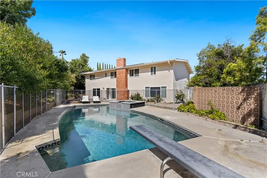 5931 Maury Avenue, Woodland Hills, CA 91367 - #2