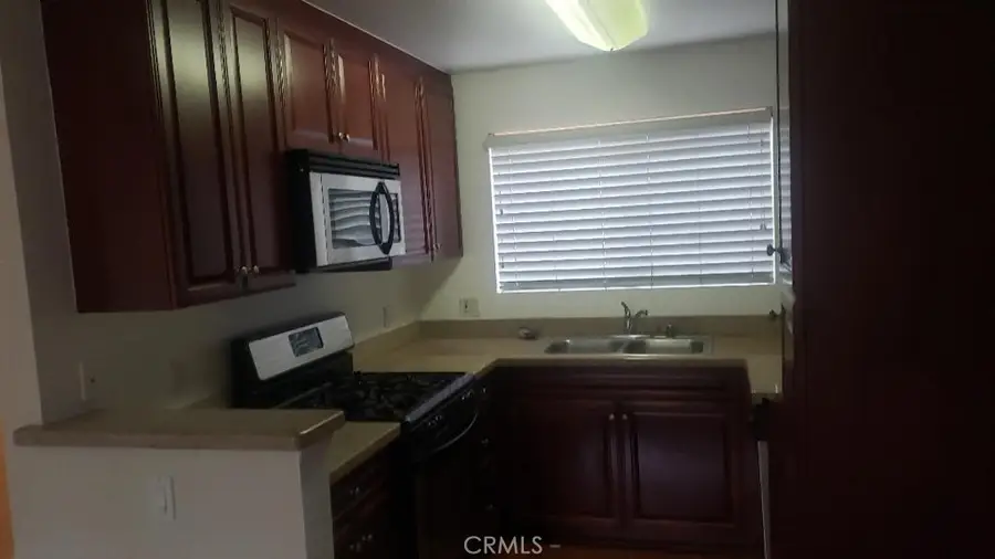 5540 Owensmouth Avenue #216, Woodland Hills, CA 91367 - #3