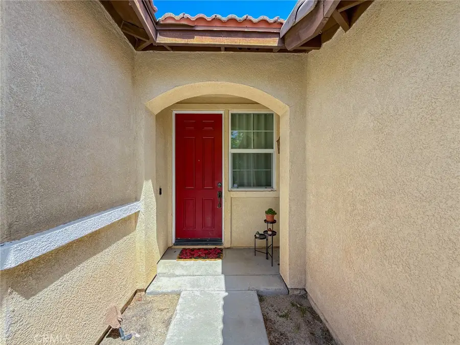 4557 W Avenue J5, Lancaster, CA 93536 - #3