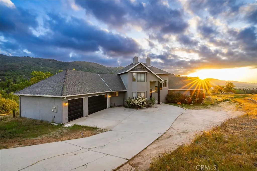 23161 Lakeview Drive, Tehachapi, CA 93561 - #1