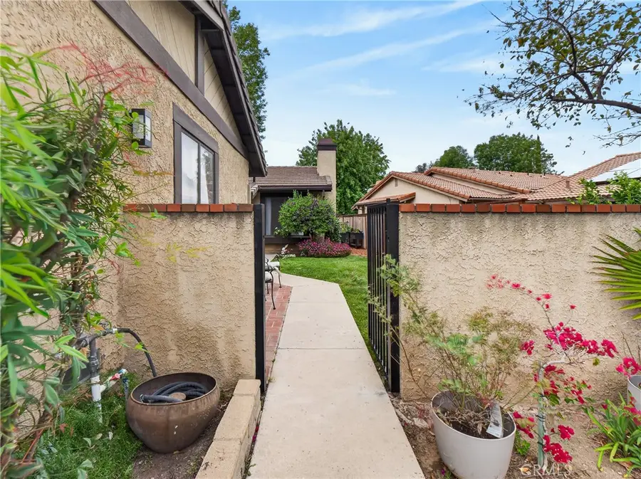 25819 El Gato Place, Valencia, CA 91355 - #2