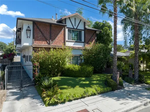 12803 Bloomfield #2, Studio City, CA 91604