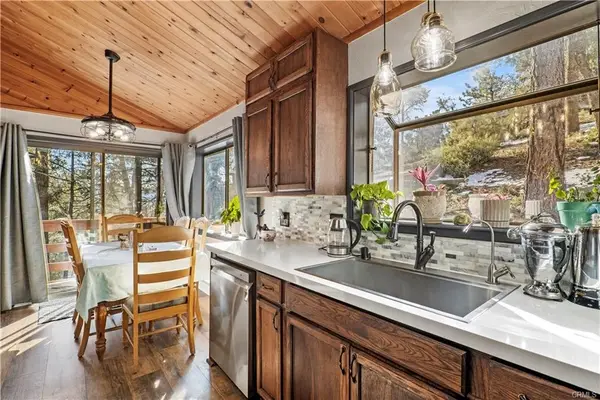 16616 Sandalwood, Pine Mountain Club, CA 93222