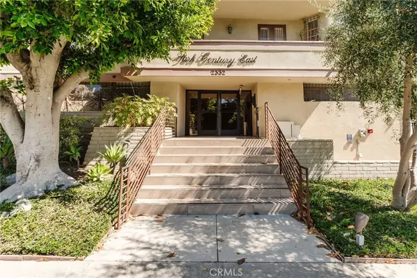 2332 Fox Hills #103, Los Angeles, CA 90064
