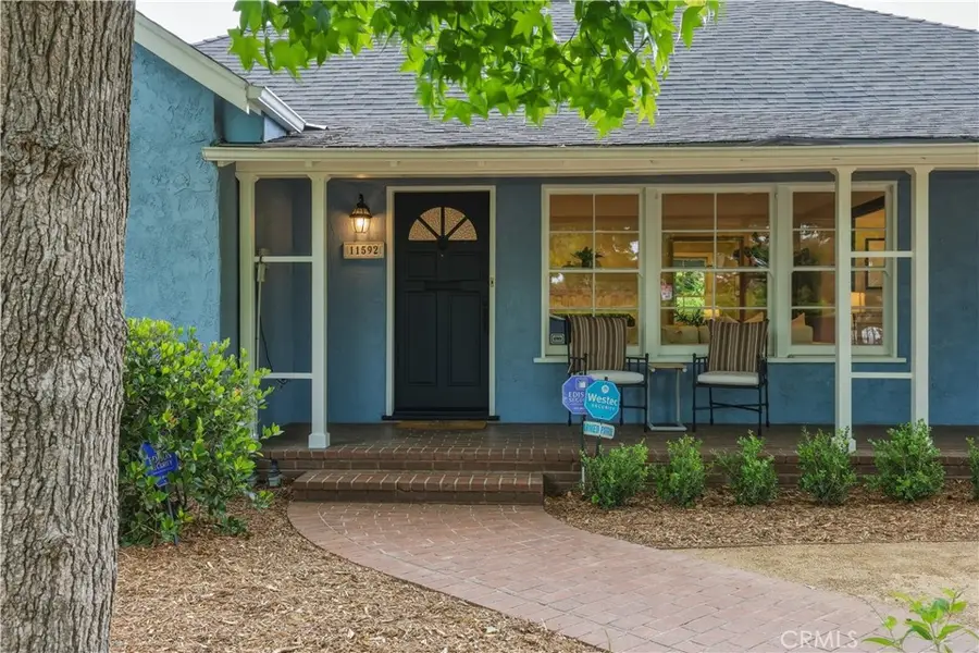 11592 Kling Street, Toluca Lake, CA 91602 - #2