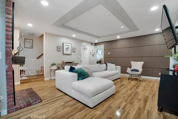 19540 Sherman Way #604, Reseda, CA 91335