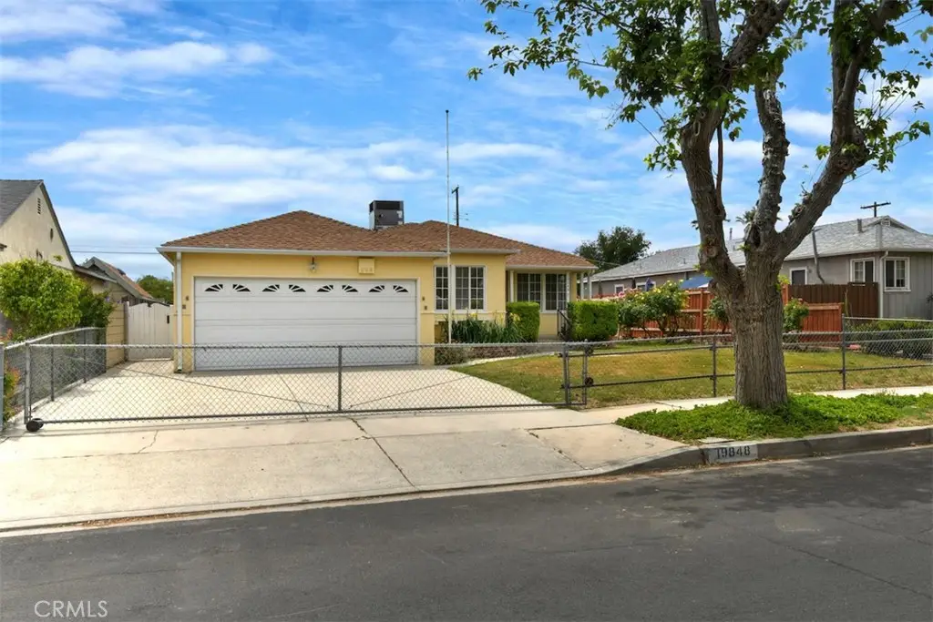 19848 Archwood Street, Winnetka, CA 91306 - #1