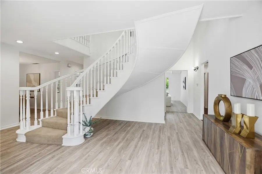 5224 Woodlake, Woodland Hills, CA 91367 - #2