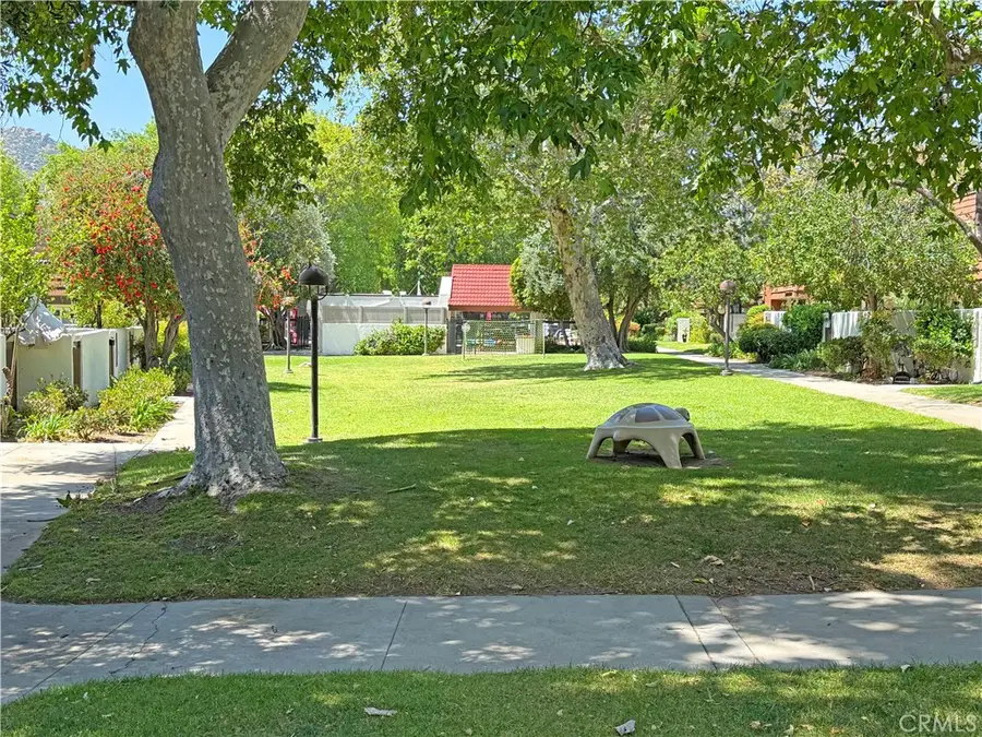 22214 James Alan Circle #1, Chatsworth, CA 91311 - #3