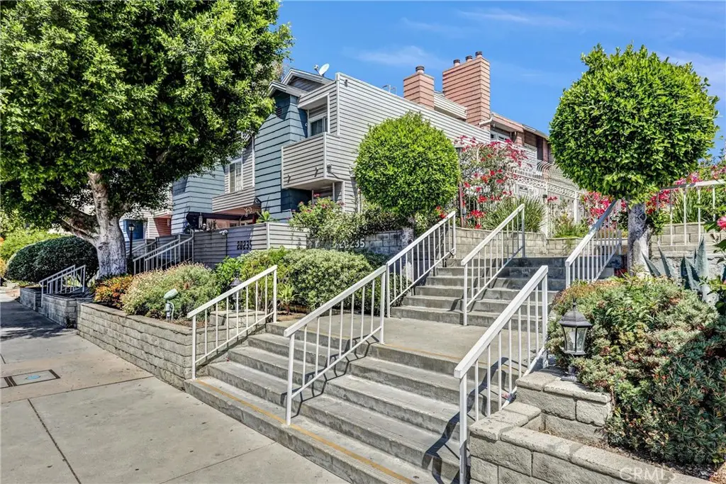 20235 Keswick #213, Winnetka, CA 91306 - #1