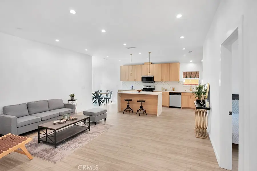 14868 Envoy, Sylmar, CA 91342 - #2