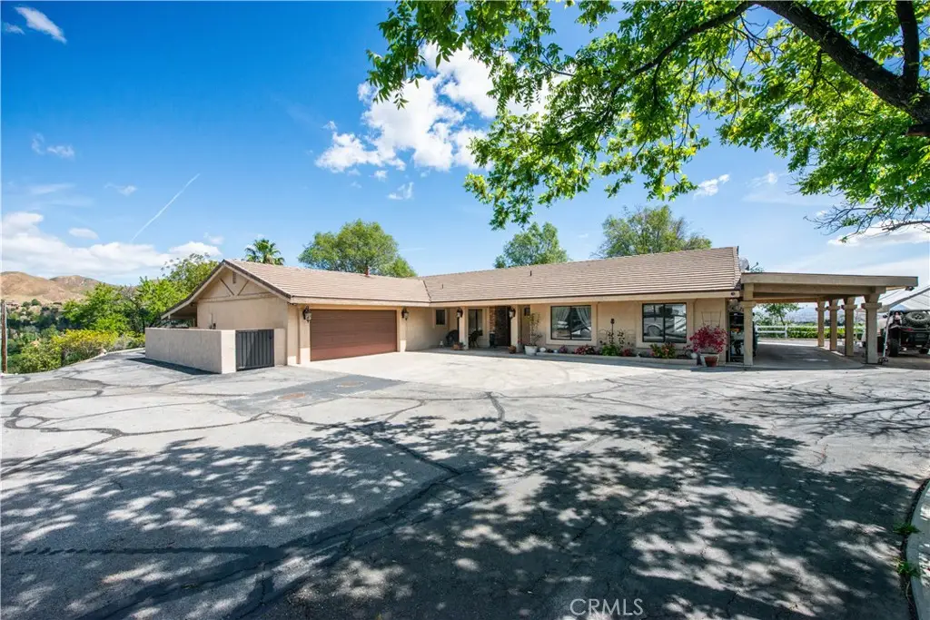 30602 Hasley Canyon Road, Castaic, CA 91384 - #1