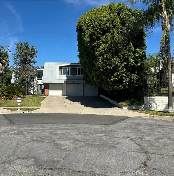1709 Calavera, Fullerton, CA 92833