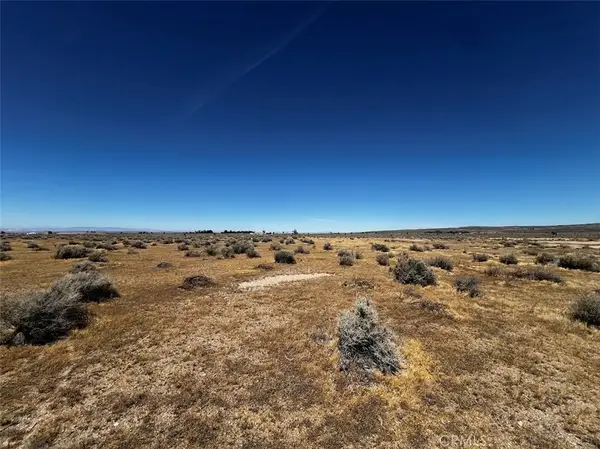 127 E Avenue H, Lancaster, CA 93535