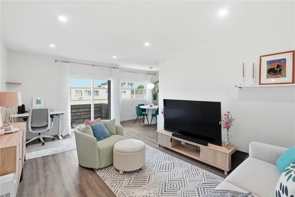 5414 Newcastle Avenue #50, Encino, CA 91316 - #1