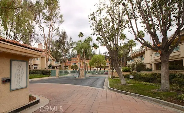 23930 Arroyo Park, Valencia, CA 91355 - #2