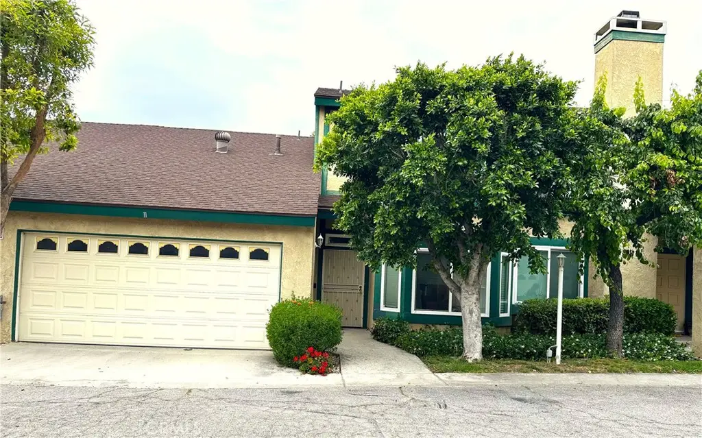 17221 Roscoe #11, Northridge, CA 91325 - #1