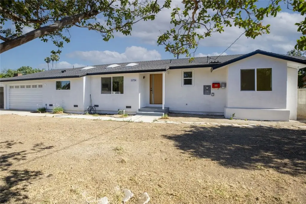 15724 Chase Street, North Hills, CA 91343 - #1