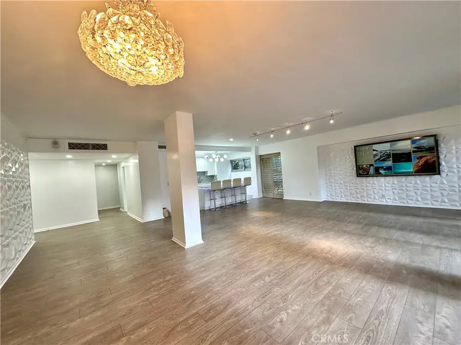 10450 Wilshire #2A, Los Angeles, CA 90024 - #3