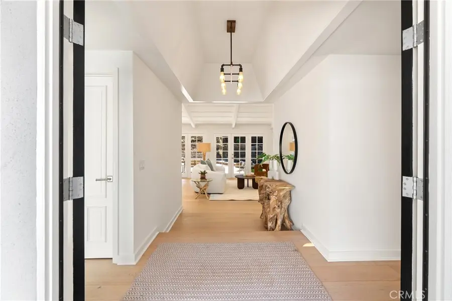 4801 Hermano, Tarzana, CA 91356 - #2