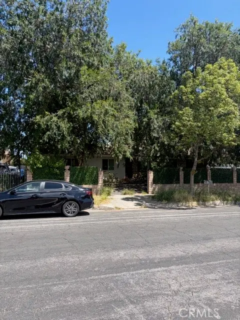 10210 Encino Avenue, Northridge, CA 91325 - #2