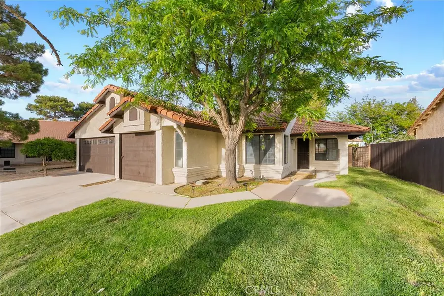 40744 Via Valor, Palmdale, CA 93551 - #2