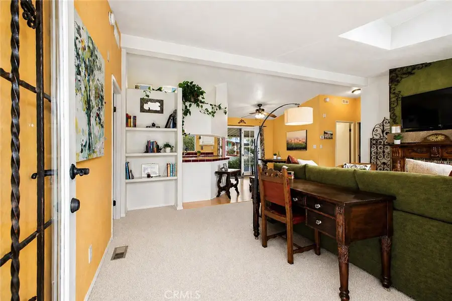 4201 Topanga Canyon Blvd #106, Woodland Hills, CA 91364 - #2