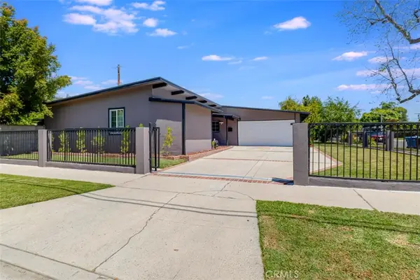 18027 Hatton Street, Reseda, CA 91335