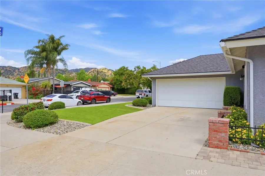 10400 Hanna Avenue, Chatsworth, CA 91311 - #3