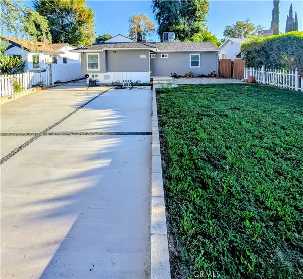 23130 Victory, Woodland Hills, CA 91367