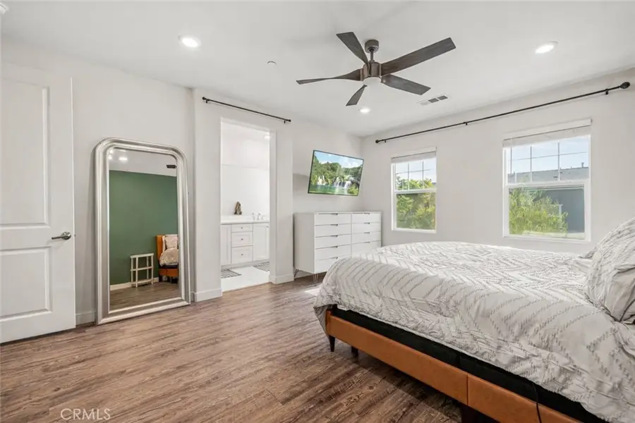 22838 Concord, Saugus, CA 91350 - #2