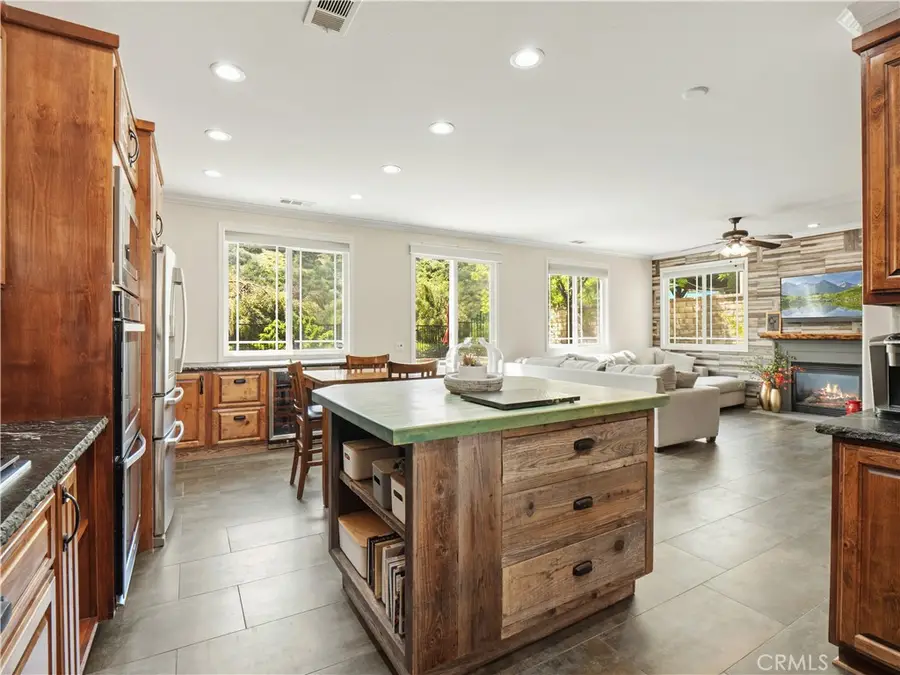 20014 Christopher, Saugus, CA 91350 - #3