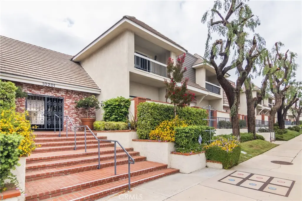 10201 Mason #62, Chatsworth, CA 91311 - #1