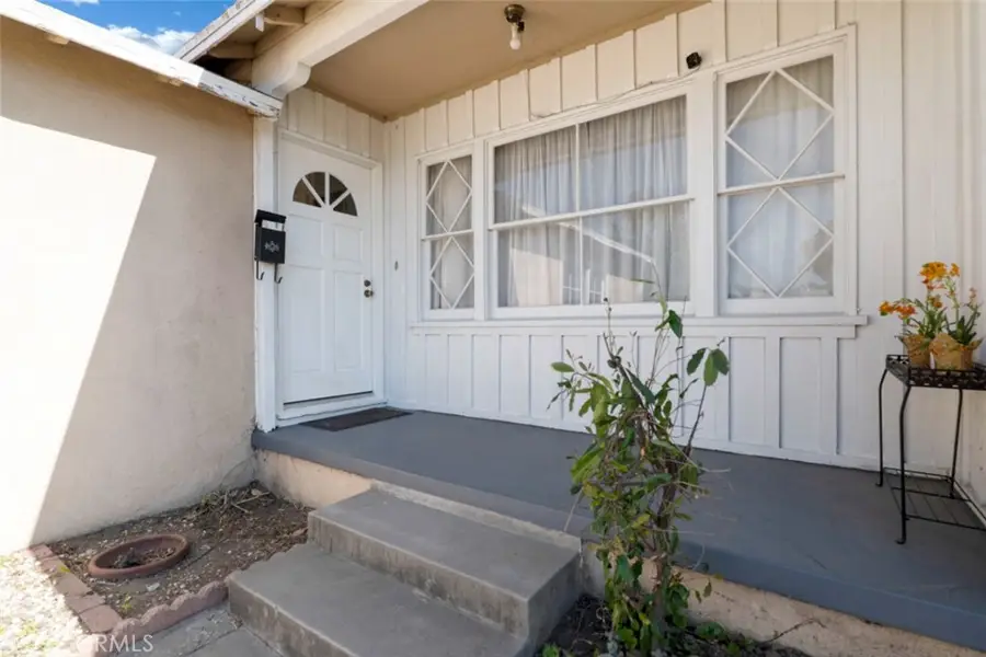 15940 Blackhawk Street, Granada Hills, CA 91344 - #2