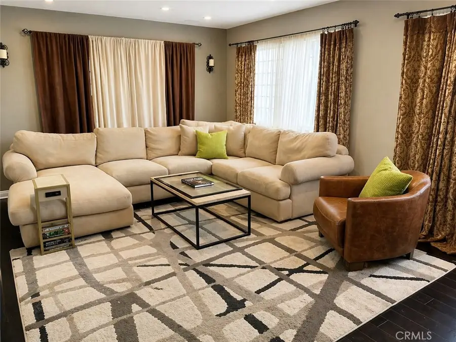 4201 Topanga Canyon Blvd, Woodland Hills, CA 91364 - #2