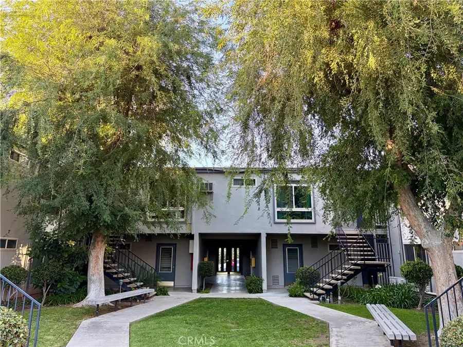 22030 Calvert #2, Woodland Hills, CA 91367 - #2