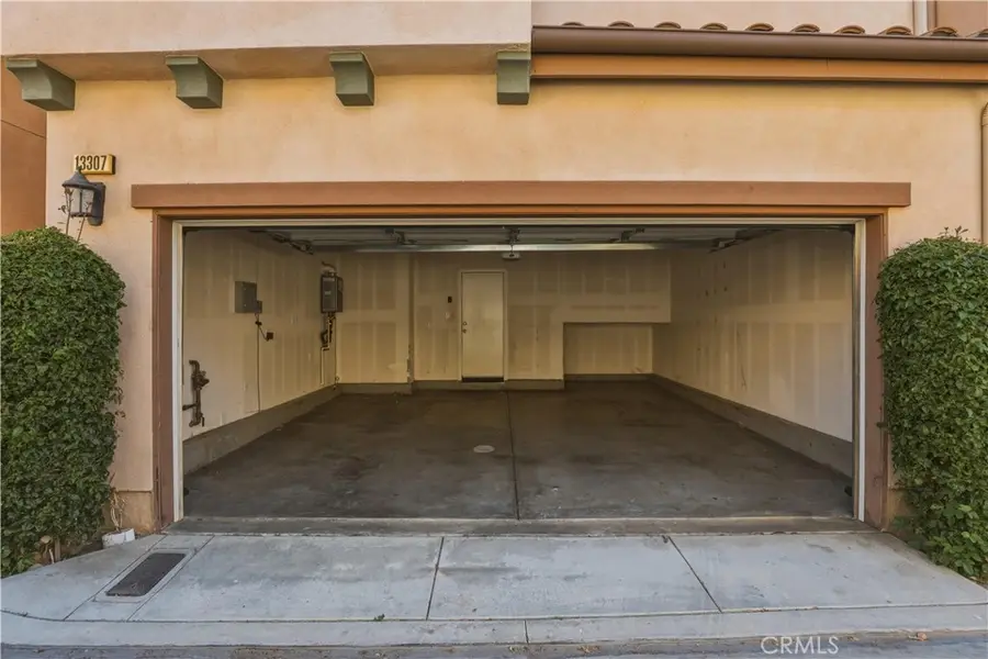 13307 Frederick, Sylmar, CA 91342 - #3