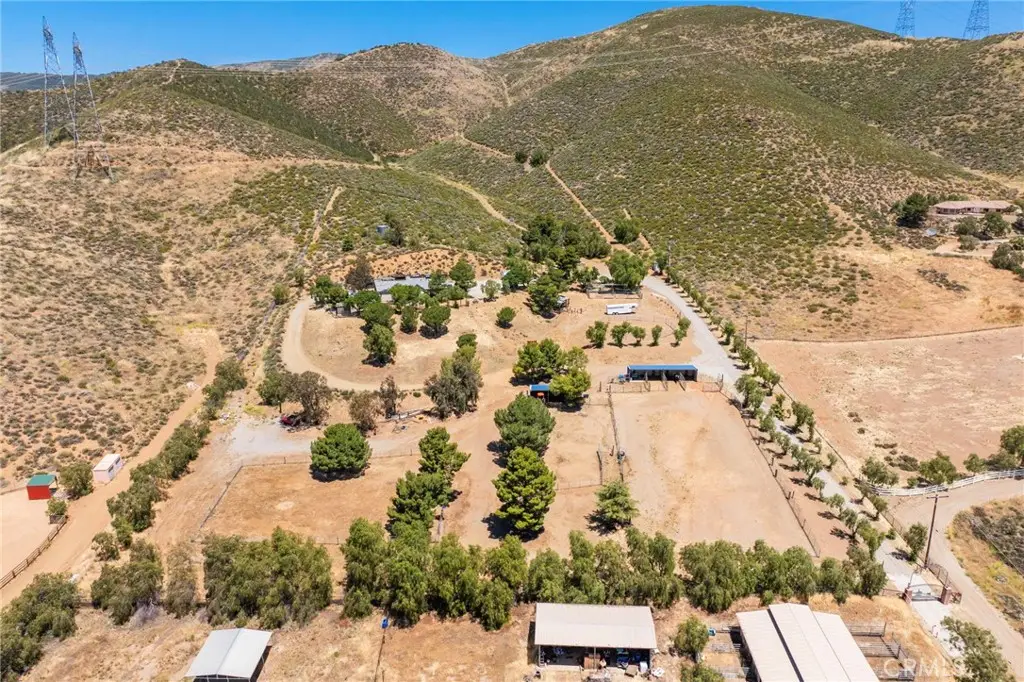 35675 Peppertree, Agua Dulce, CA 91390 - #1