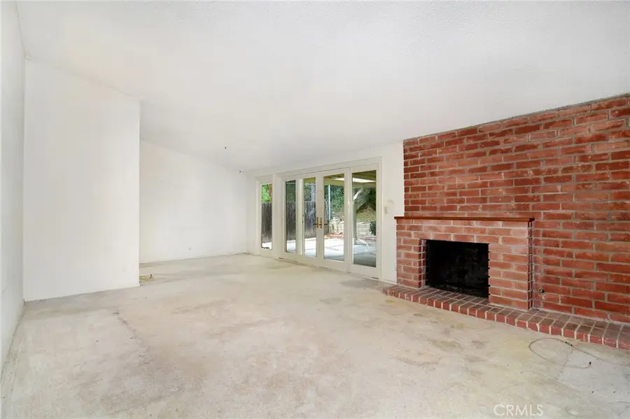 20600 Clarendon, Woodland Hills, CA 91367 - #3
