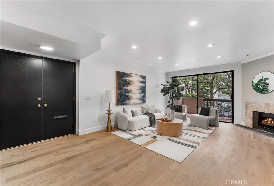 423 N Palm #108, Beverly Hills, CA 90210 - #2