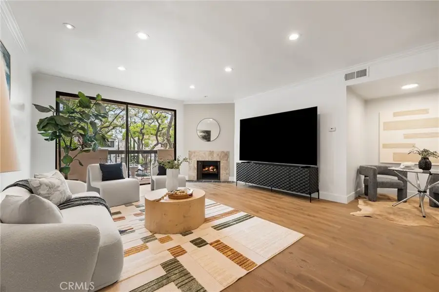 423 N Palm #108, Beverly Hills, CA 90210 - #3